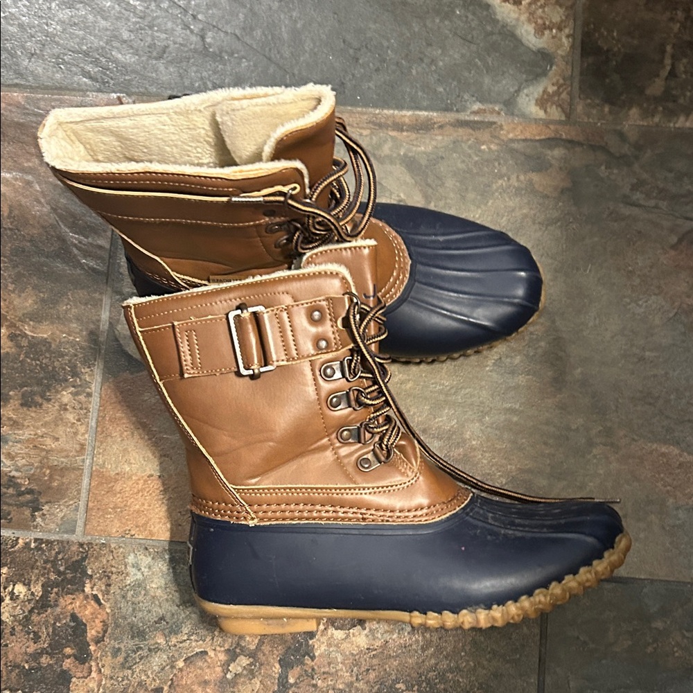 JBU Duck Boots